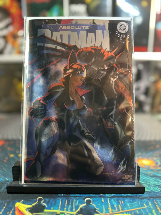 Absolute Batman #13 NYCC 2025 EXCLUSIVE - SANTA FUNG -  1ST CATWOMAN FOIL